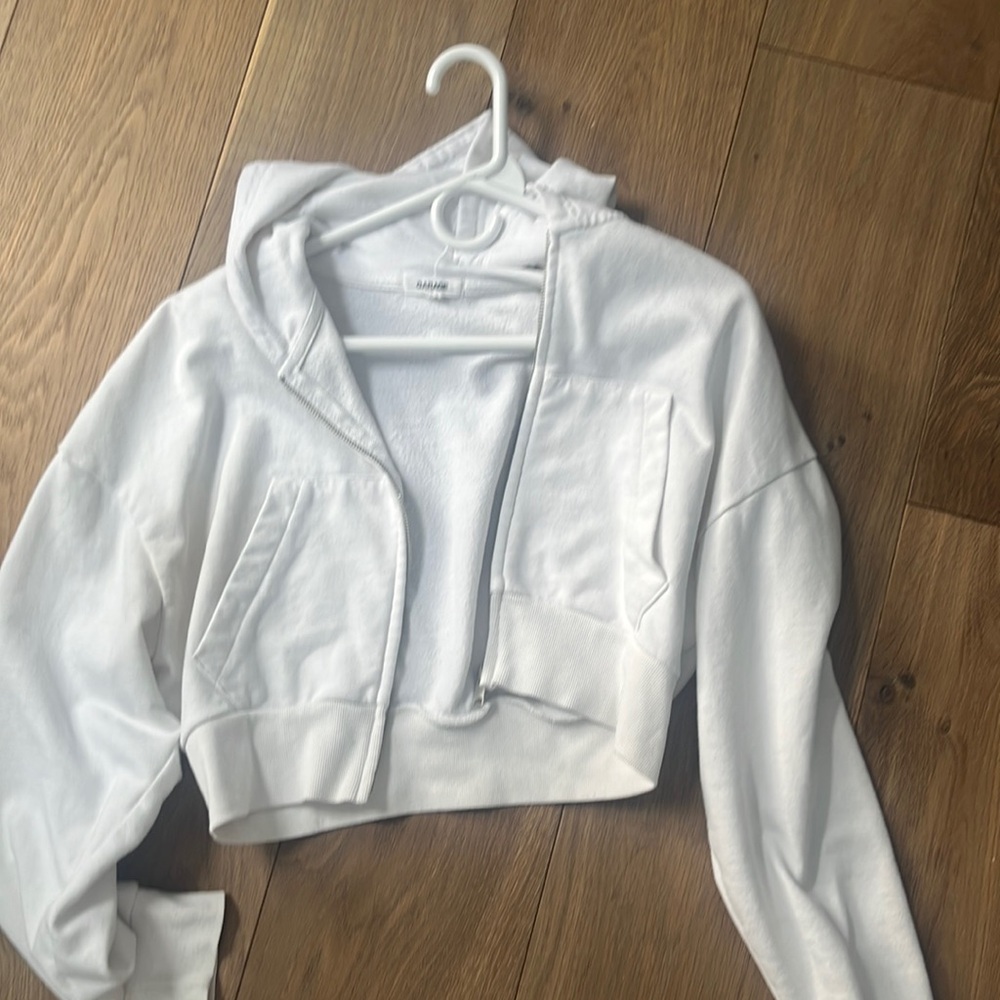 Garage cropped zip up - size xs